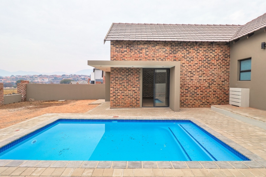 4 Bedroom Property for Sale in Landsmeer Residential Estate North West